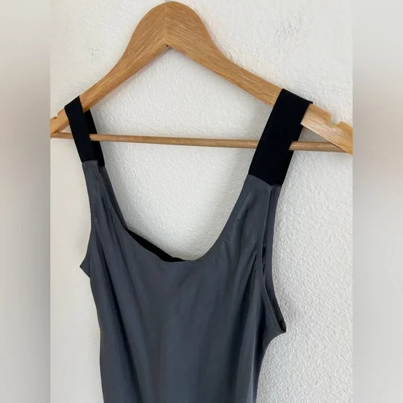 THEORY irea tank / NWT slate grey and black tank top / size L - Picture 2 of 6